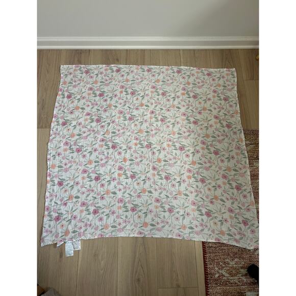 aden + anais Ma Fleur Muslin Swaddle Blanket Floral - Picture 2 of 6